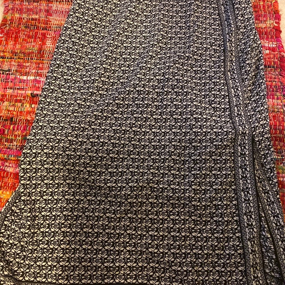 Max Studio Skirt - Picture 2 of 3